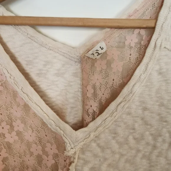 Pol Floral Lace Top Tee Cotton Size Large Pink & Cream Feminine Romantic - Picture 4 of 10